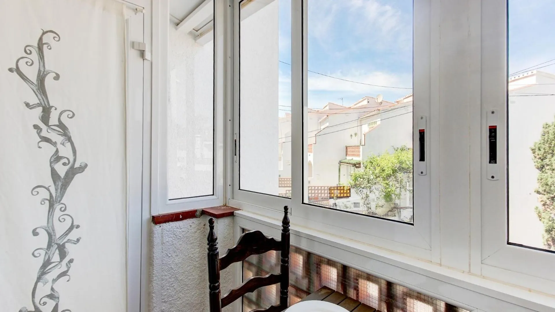 Nice Apartment Near Sand Beach Montjoi 0*,  Spain