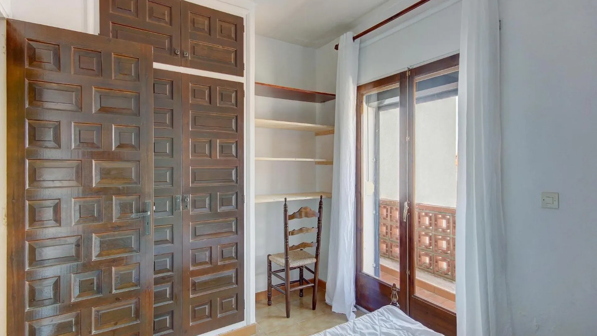 Nice Apartment Near Sand Beach Montjoi