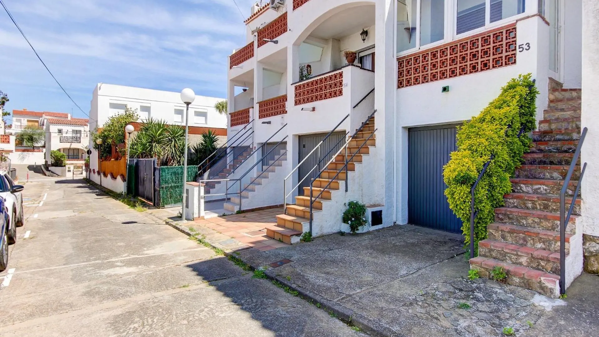Nice Apartment Near Sand Beach Montjoi
