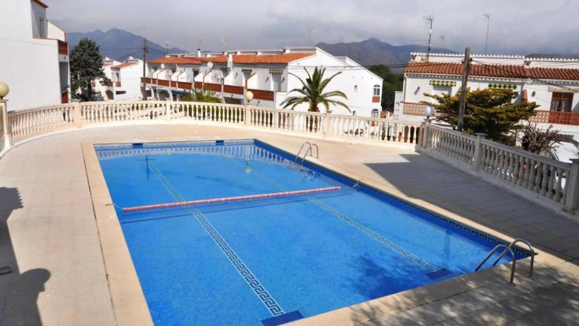 Nice Apartment Near Sand Beach Montjoi