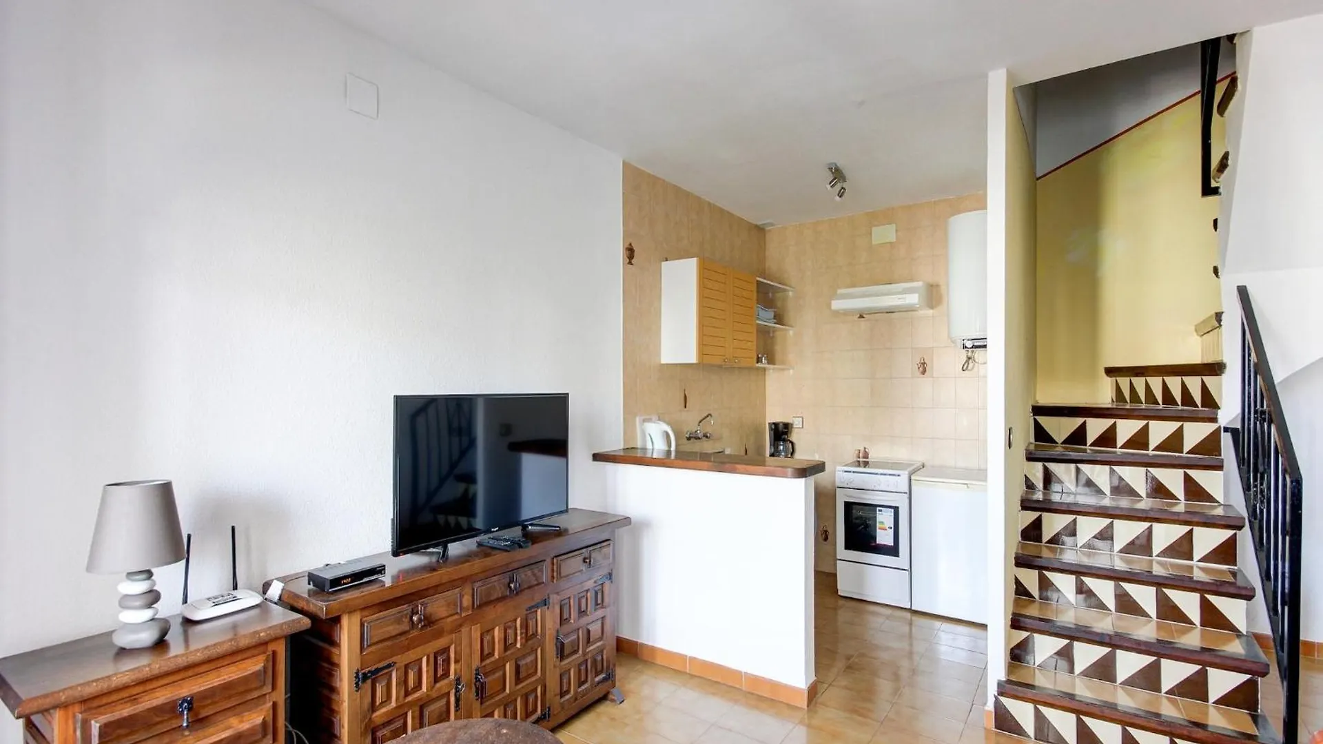Nice Apartment Near Sand Beach Montjoi