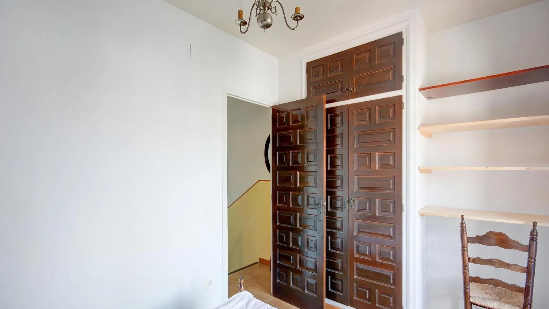 Nice Apartment Near Sand Beach Montjoi Spain